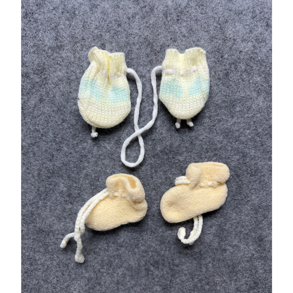 Vintage Handmade Baby Knit Mittens and Booties Set Yellow Mint Green 0-6 Months